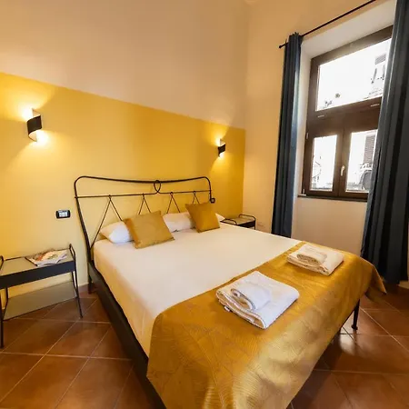 Sebeto Duomo نابولي