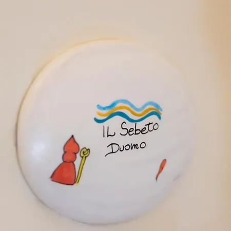 Sebeto Duomo * نابولي